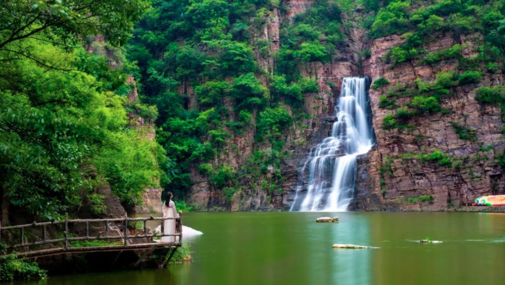 河南洛阳5A龙潭大峡谷智慧导览助你浏览自然景观红岩嶂谷群地.png