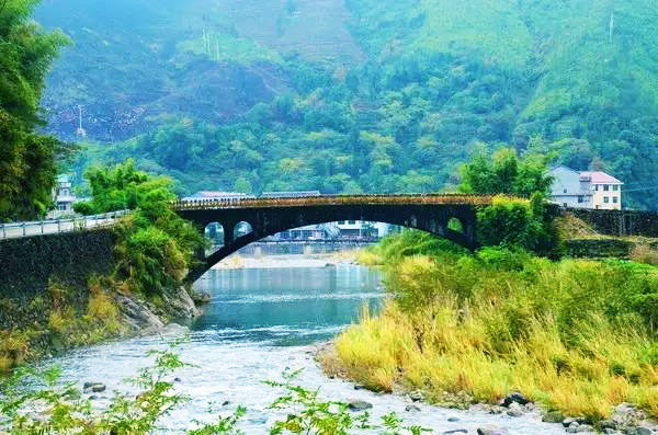 台州布袋山景区鸿蒙原子化服务.jpg