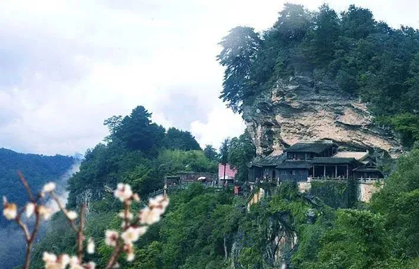 ，十堰武当山风景区智慧导览功能.jpg