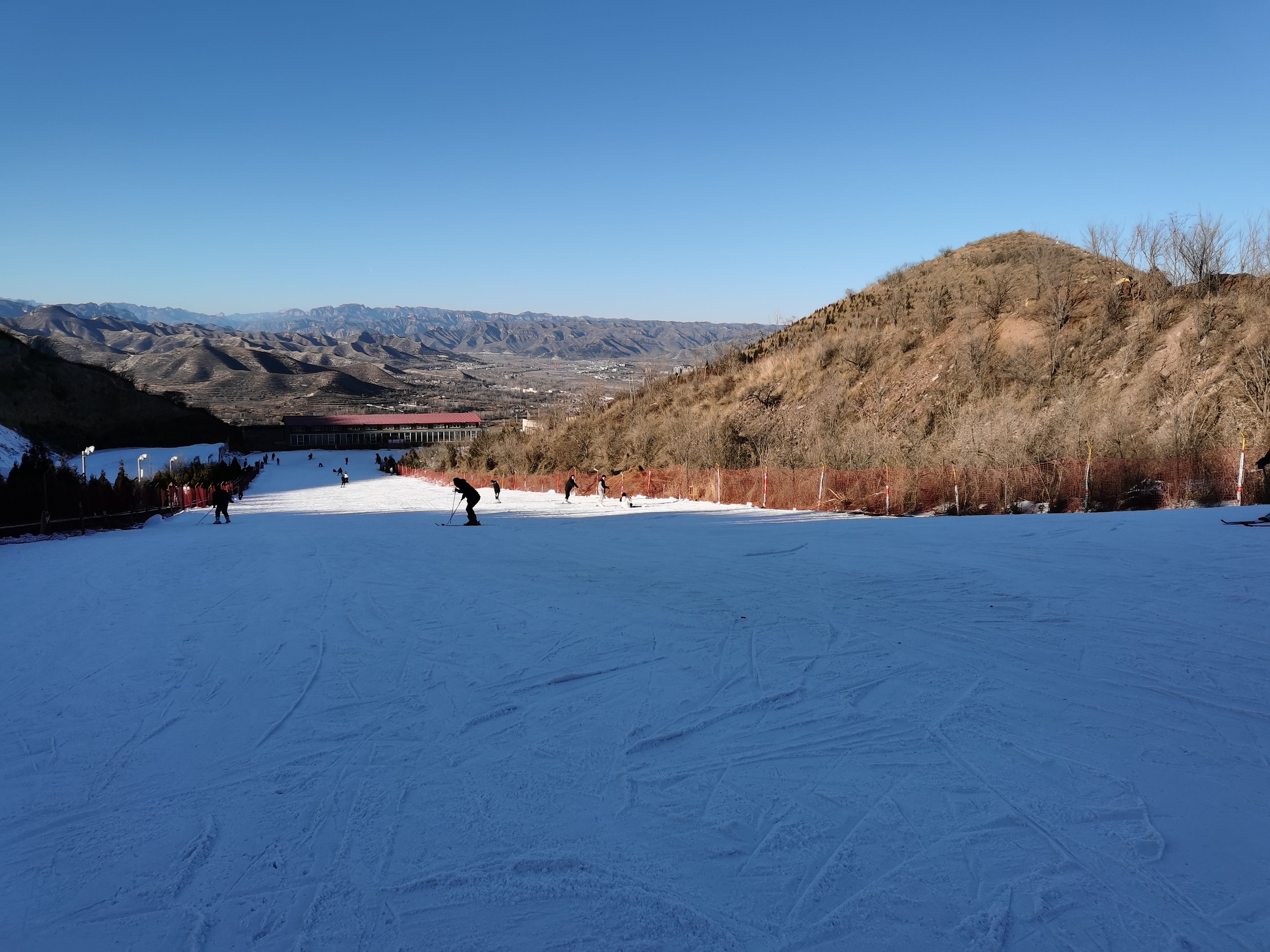 河北邯郸市五指山滑雪场介绍及需求.jpg