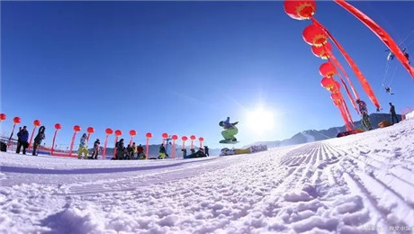 湖北武汉WS热雪奇迹滑雪场一卡通手环系统方案.jpg