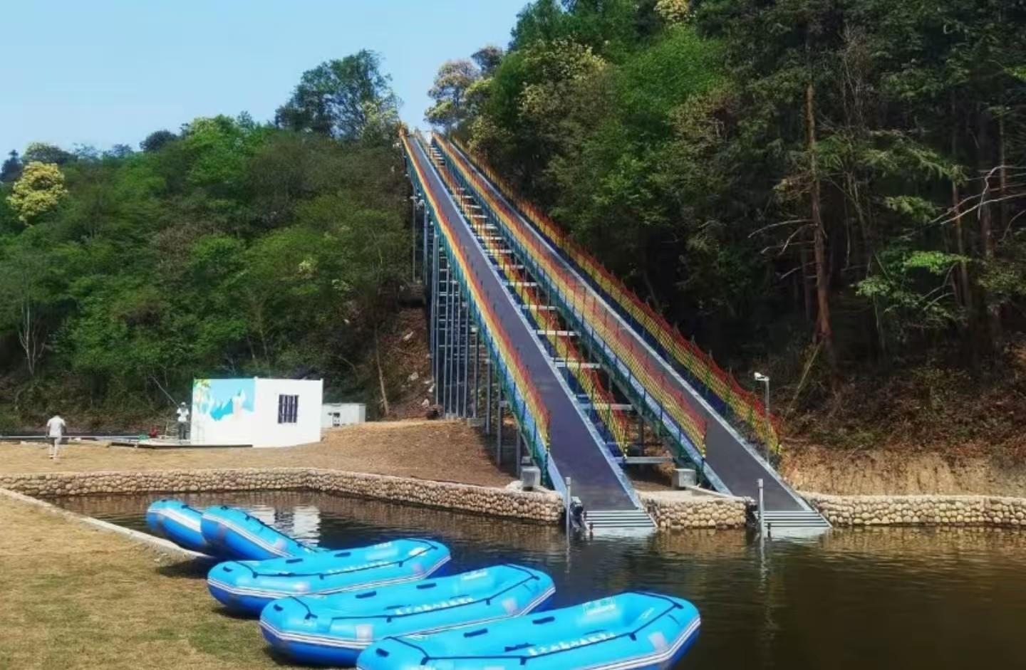 莫干山高山森林探险乐园票务系统软硬件多业态管理.jpg