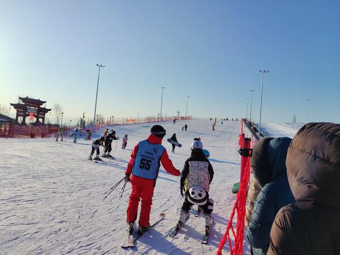 林渤海古镇滑雪场一卡通系统解决方案.jpeg