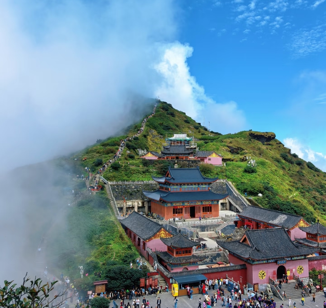 智守梵净灵境｜小泥人定制贵州省梵净山景区票务系统解决方案